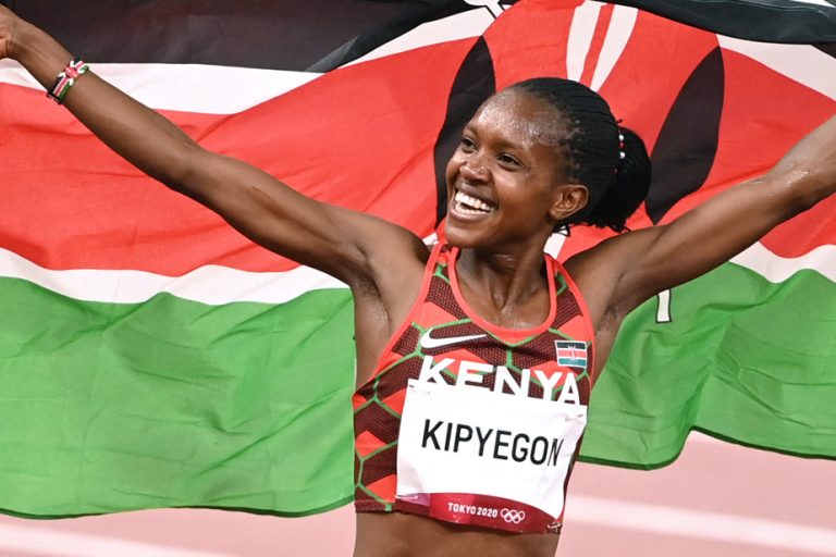 Paris 2024 |  Double Olympic champion Faith Kipyegon will prioritize the 1500m