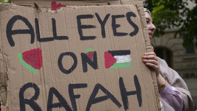 Police evacuate pro-Palestinian students who occupied an amphitheater at the Sorbonne