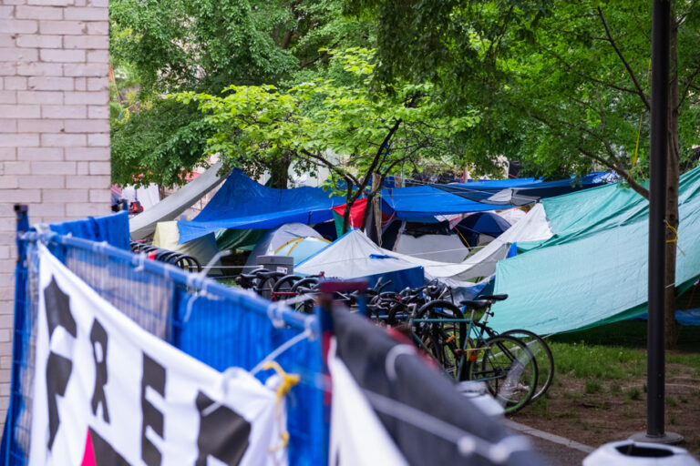 Pro-Palestinian camp |  UQAM in turn turns to the courts