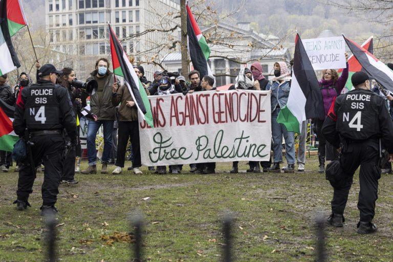 Pro-Palestinian encampment at McGill |  Campers hope for reinforcements at the end of the week