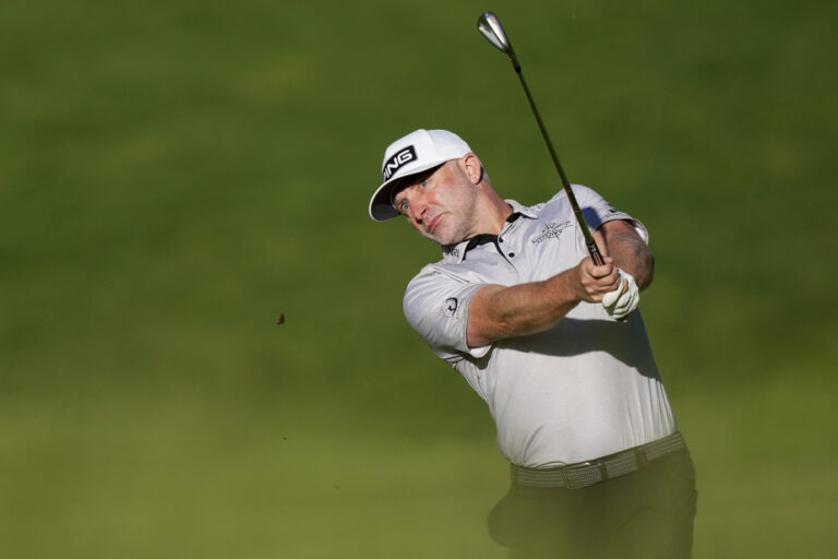 RBC Canadian Open |  David Skinns leads after first round