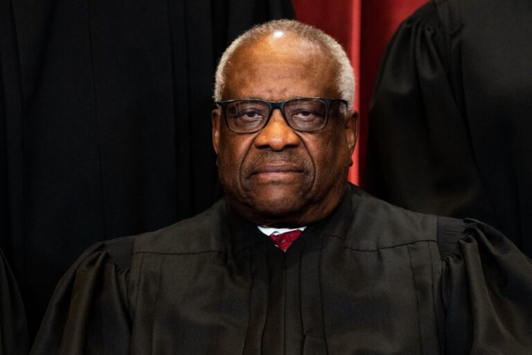 Revelations about the gifts of a billionaire |  Justice Clarence Thomas castigates “horrible people” in Washington