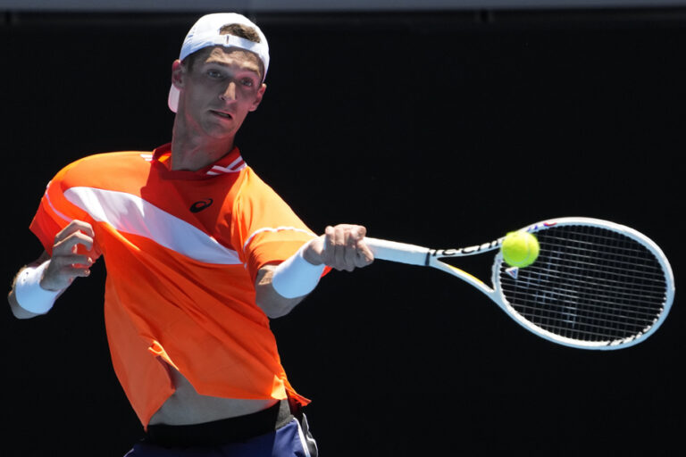 Roland-Garros |  Terence Atmane apologizes for hitting a spectator