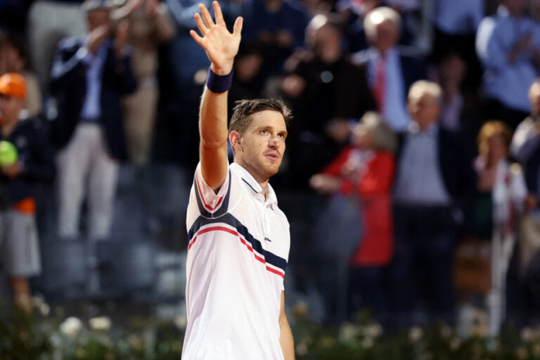 Rome tournament |  Nicolas Jarry surprises Tsitsipas and completes the last four