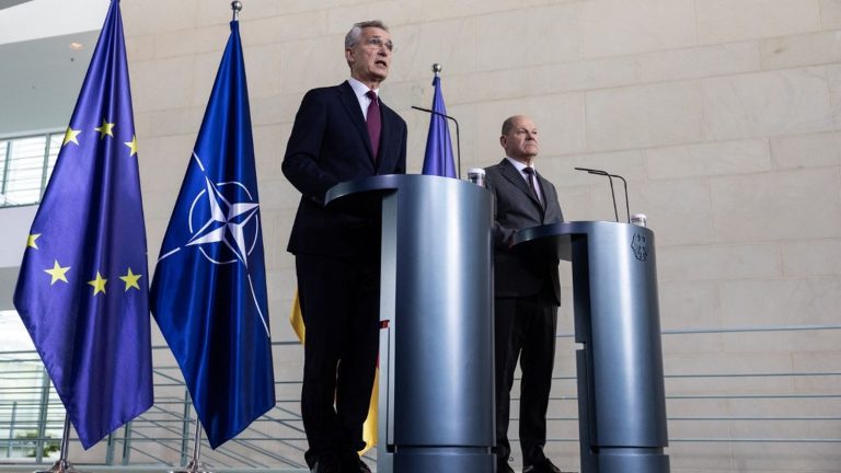 Sabotage, violence, disinformation… NATO denounces Russia’s “malicious activities” abroad