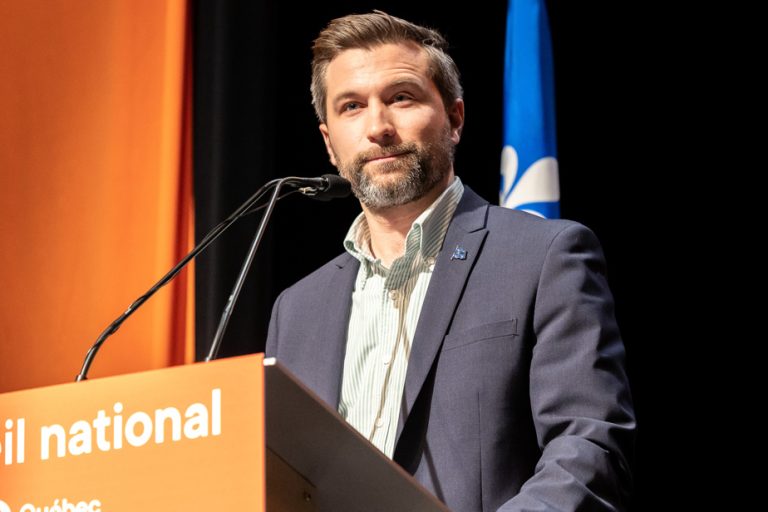 Resignation of Émilise Lessard-Therrien |  “Québec Solidaire must become a government party”