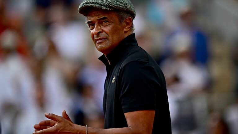 Singer Yannick Noah postpones summer tour due to injury