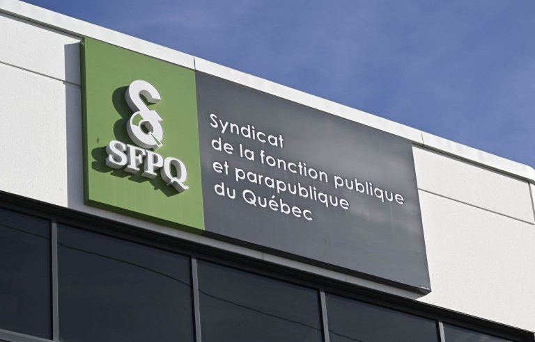 The 27,000 SFPQ civil servants will be consulted on a strike mandate