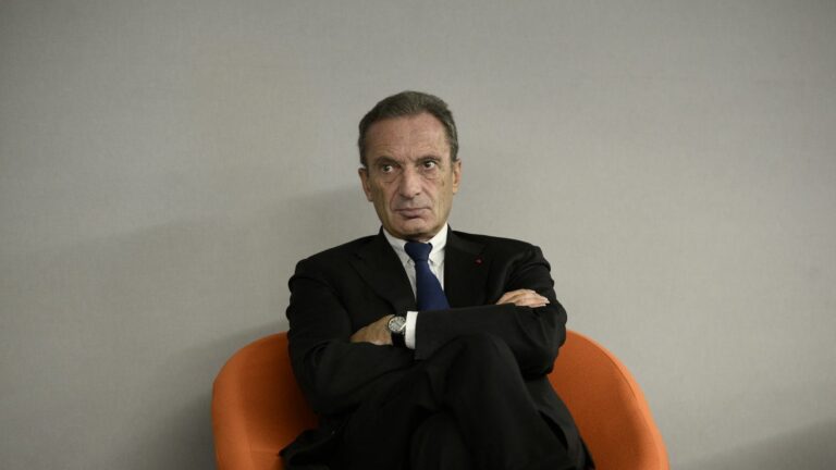 The EDF company and its former CEO Henri Proglio in court for favoritism