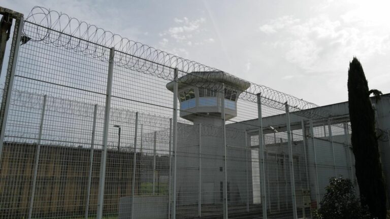 The International Prison Observatory calls on the government “to publish the real figures” of prison overcrowding