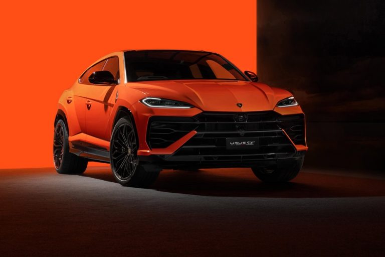 The Lamborghini Urus plugs in