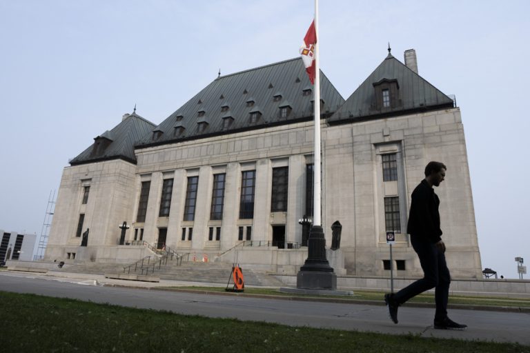 Tried in English for sexual assault |  Supreme Court orders new trial for Francophone in B.C.