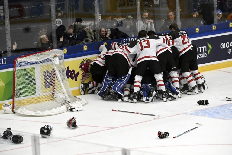 U18 World Cup |  Canada beats USA 6-4 in final