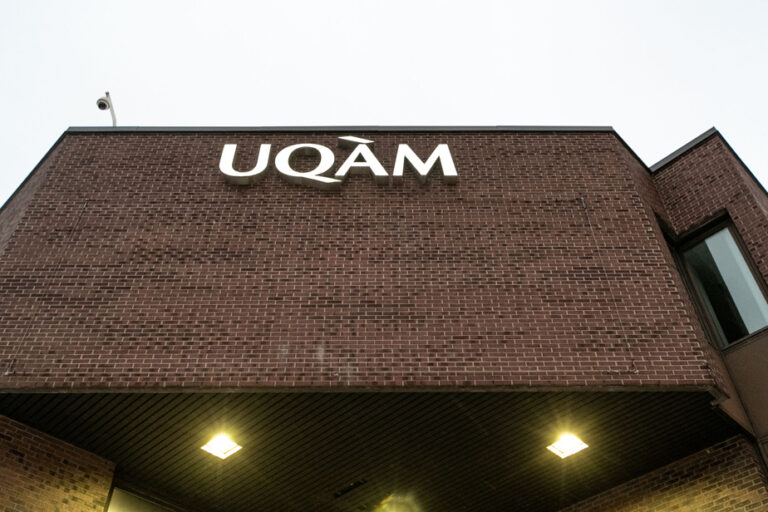 UQAM |  Agreement in principle ratified for 1,000 union members