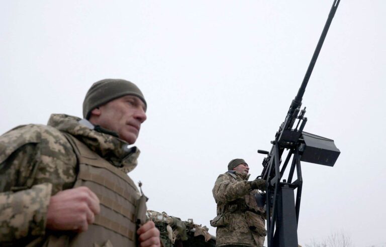 What are the risks of letting Ukraine strike Russia on its territory with Western weapons?