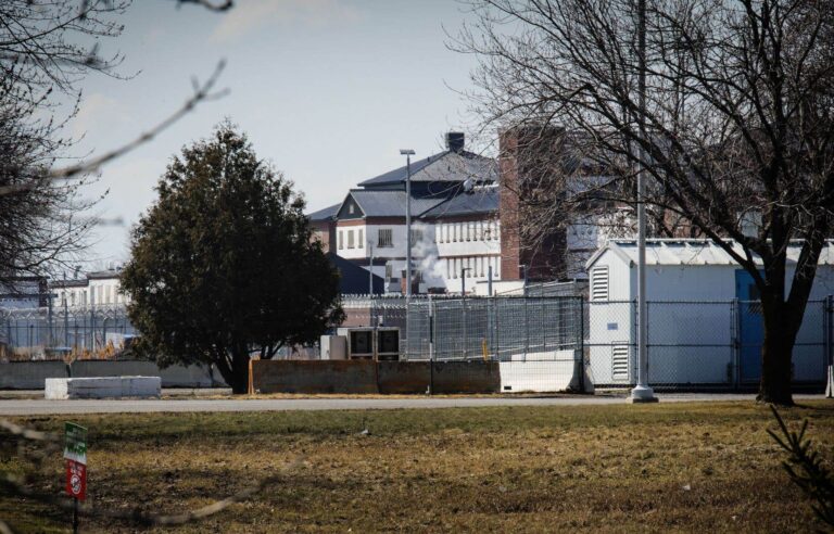 Women denounce detention conditions at Leclerc prison