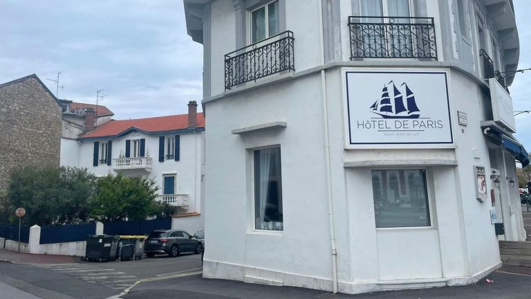 a 34-year-old woman discovered dead in a hotel in Saint-Jean-de-Luz, her companion taken into police custody