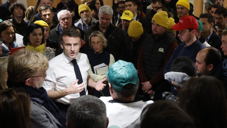 a meeting with Emmanuel Macron at the Elysée to “realize” the government’s announcements