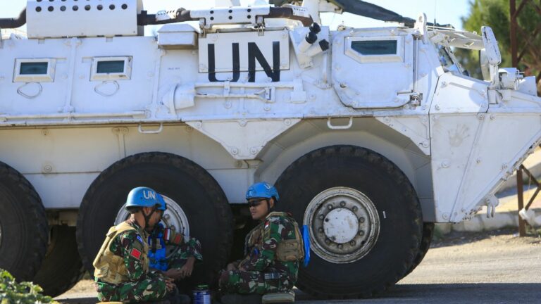 can peacekeepers be deployed in the Palestinian territories, as proposed by the Arab League?