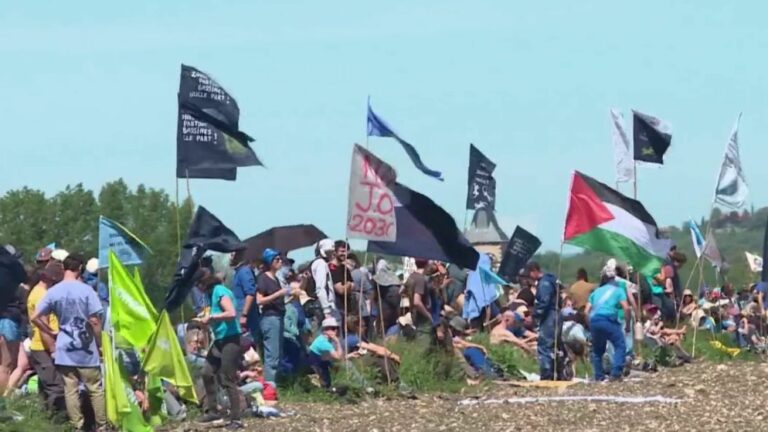 demonstrators mobilized in Puy-de-Dôme