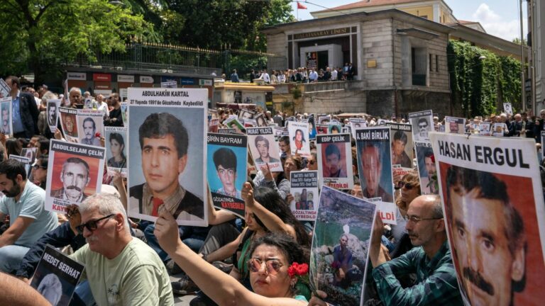 for the 1,000th time since 1995, families of the disappeared gathered to demand the truth