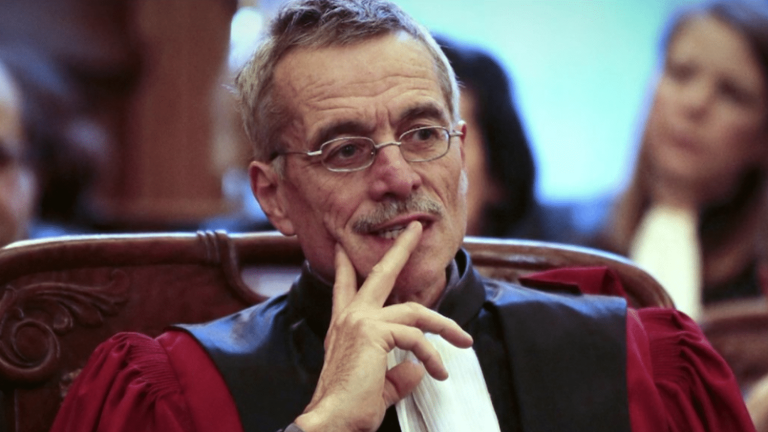 former judge and figure in the fight against corruption, Renaud Van Ruymbeke has died