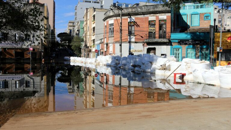 in Porto Alegre, “traumatized” and angry residents