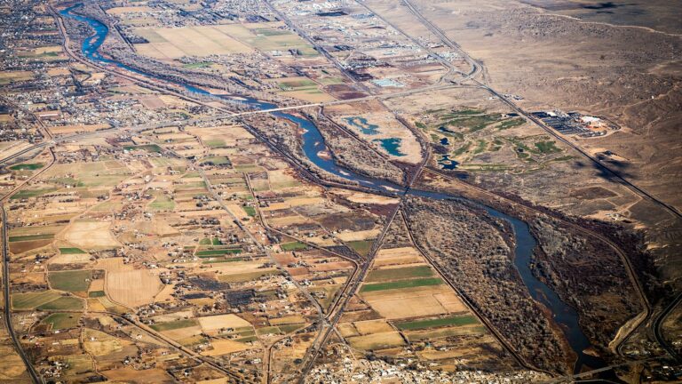 on the border between Mexico and the United States, water sharing becomes a state affair