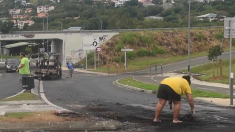 reinforcements of police and gendarmes arrive from mainland France