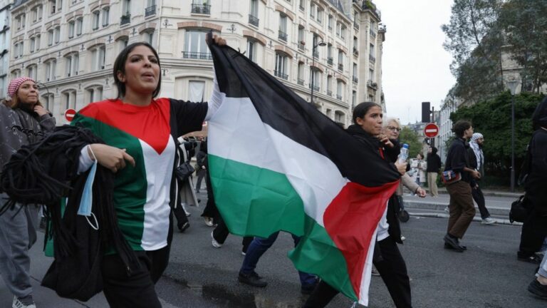 second consecutive evening of demonstrations in Paris against the Israeli army operation