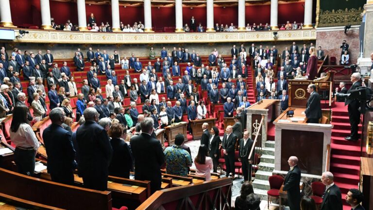 the National Assembly pays tribute to murdered civil servants with a minute of silence