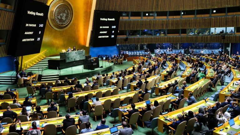 the UN General Assembly votes overwhelmingly in favor of Palestinian accession, blocked by the United States veto