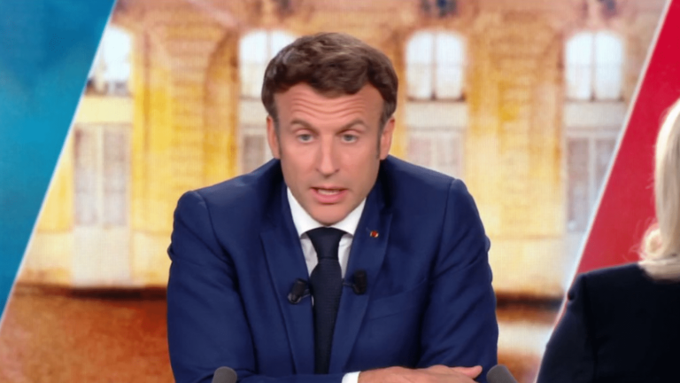 the hypothesis of a debate between Emmanuel Macron and Marine Le Pen castigated by the oppositions