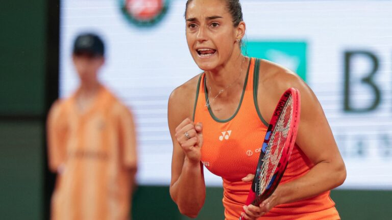 the summary of Caroline Garcia’s stunning victory against Eva Lys in the first round