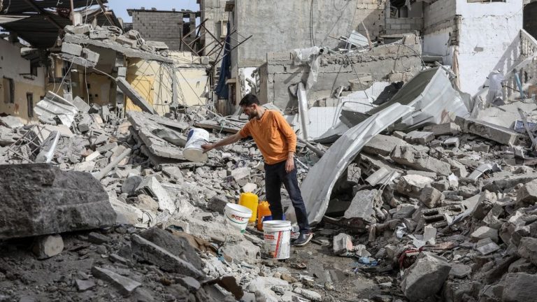 there is more debris to clear in Gaza than in Ukraine, according to the UN