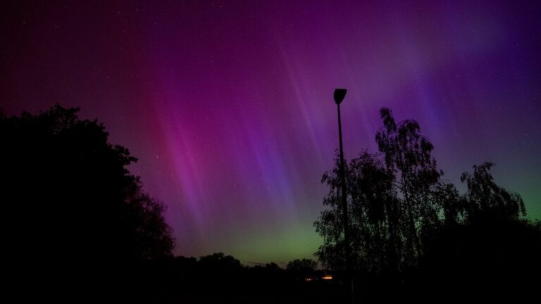 why did the impressive northern lights light up the sky?