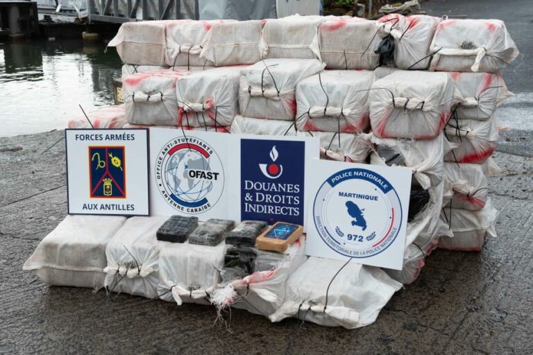 1.4 tonnes of cocaine seized 1000 km south-east of Martinique