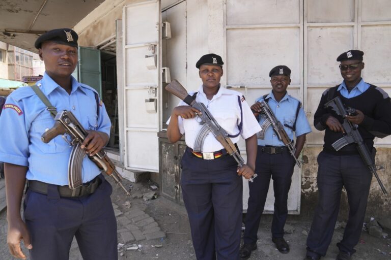 400 Kenyan police officers leave for Haiti to confront gangs