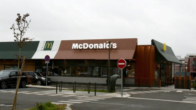 A McDonald’s franchise restaurant sentenced in Angers for discrimination and moral harassment of a transgender employee