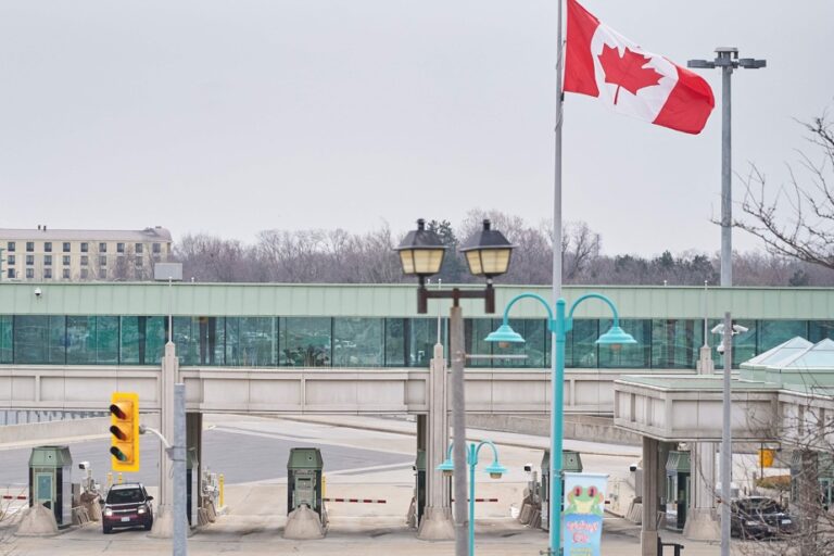 Agreement in principle with customs officials |  Border strike narrowly avoided