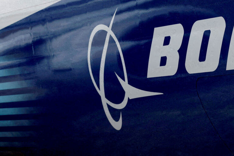 Big decision at Boeing: launch a new plane or not?