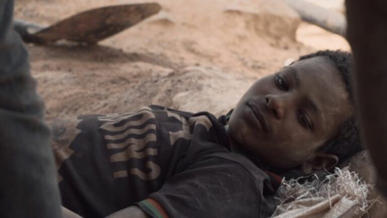 Boubacar Sangaré’s film documents without embellishment the life of a young gold miner in Burkina Faso