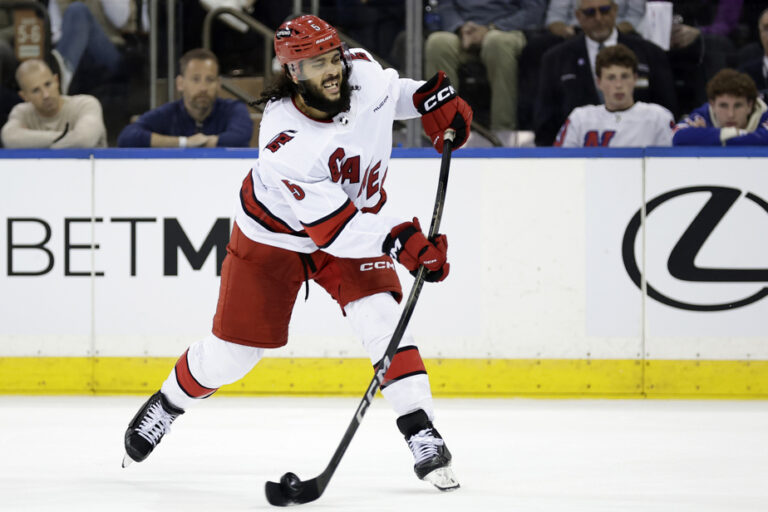 Carolina Hurricanes |  Defenseman Jalen Chatfield agrees to three-year contract