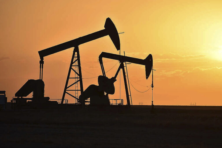 Crude oil prices up slightly