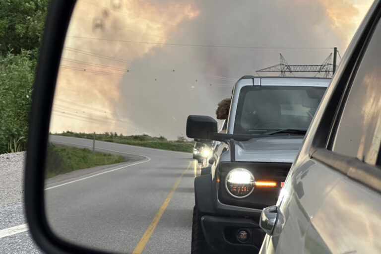 Central Labrador wildfire crosses Churchill River