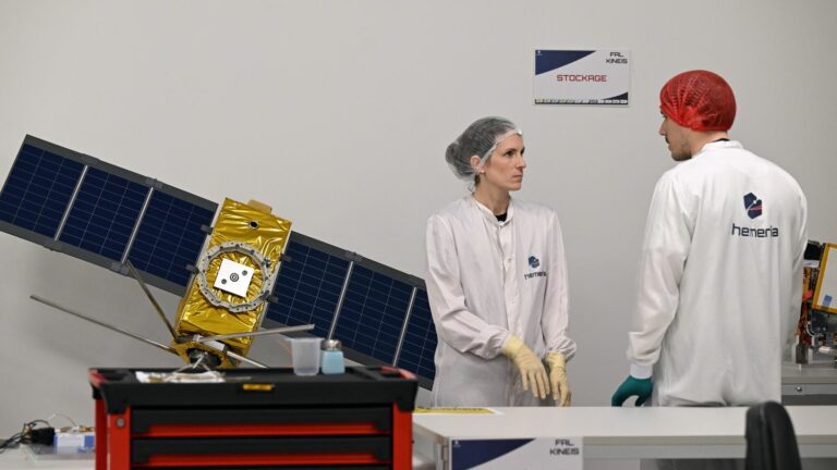 D-day for the launch of the French Kineis nanosatellite constellation