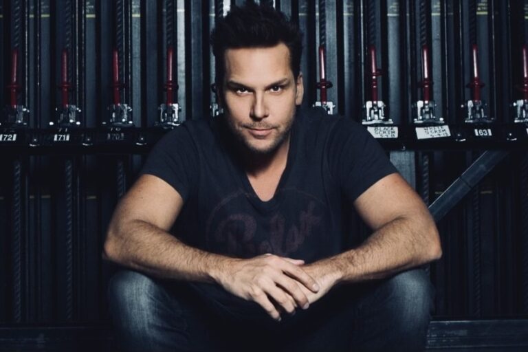 Dane Cook headlines Just for Laughs festival