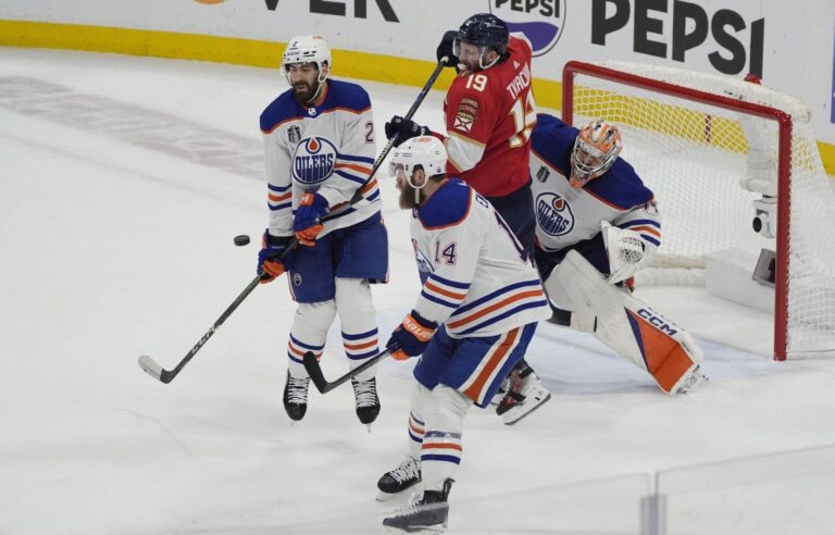 Edmonton Oilers defeat Florida Panthers 5-3 to stay alive in Stanley Cup final