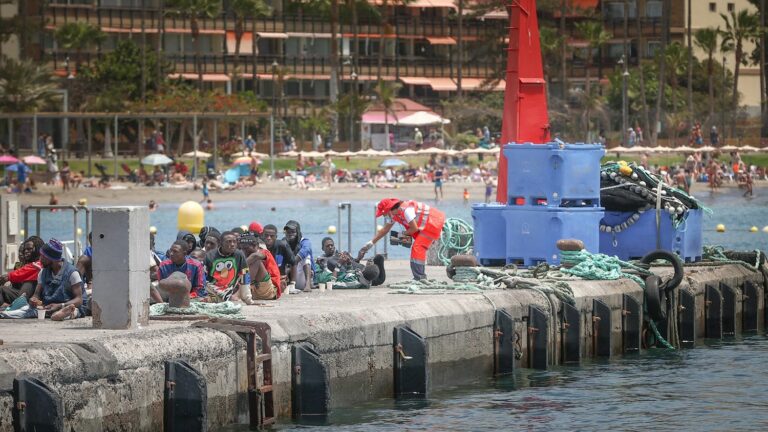 Five migrants found dead off the Canary Islands, rescue services announce