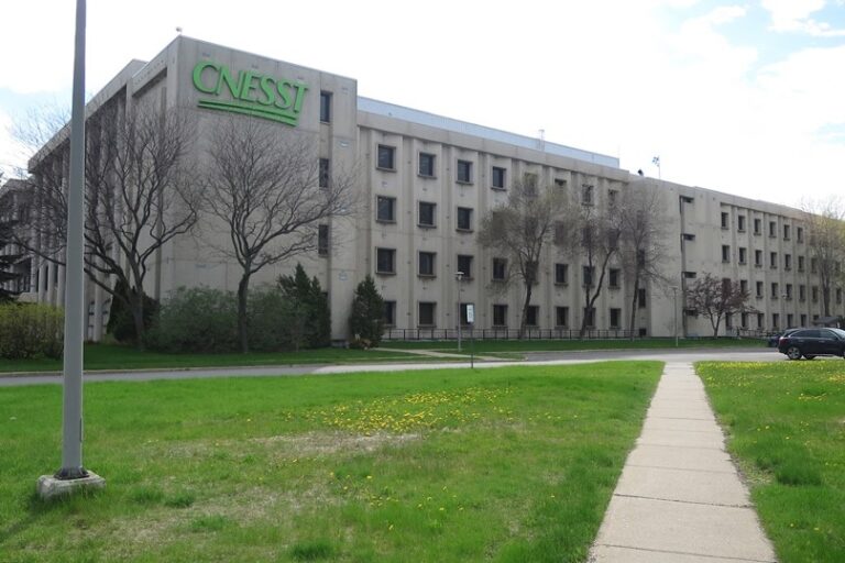 Former headquarters of the CNESST in Quebec |  Second wind for an emblematic building